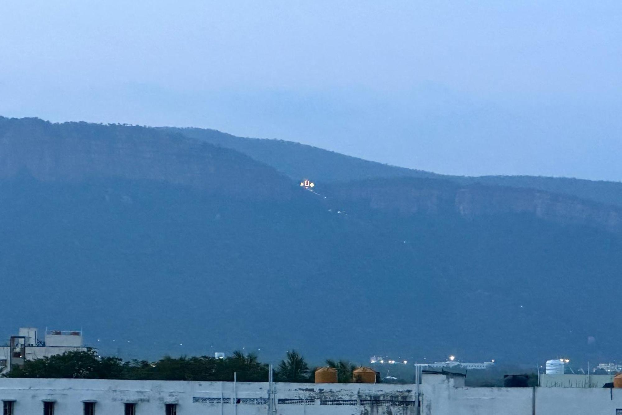 Truelife Homestays: Mountain View 2BHK Near Railway Station Tirupati Exterior photo